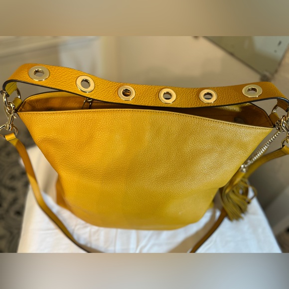Michael Kors Large Leather Brooklyn Shoulder Bag in Yellow - Picture 3 of 12